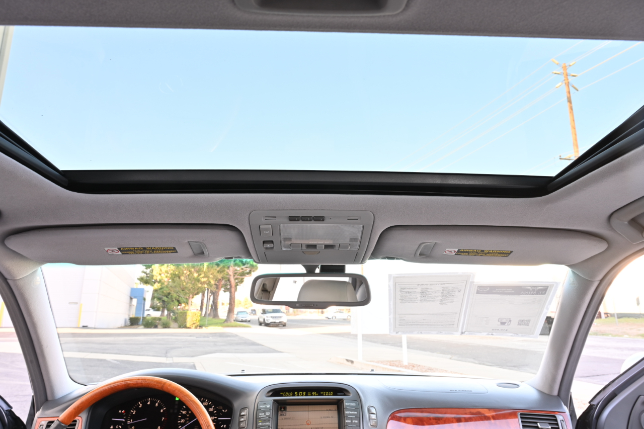Lexus LS photo 24