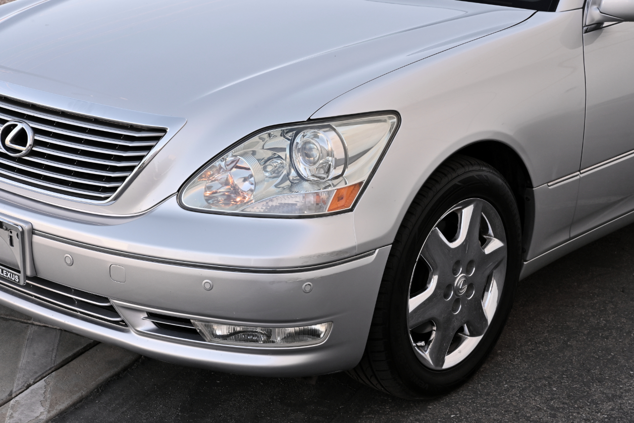 Lexus LS photo 32