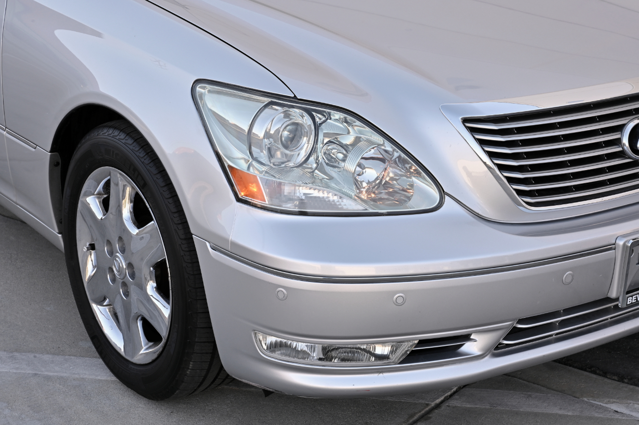 Lexus LS photo 33