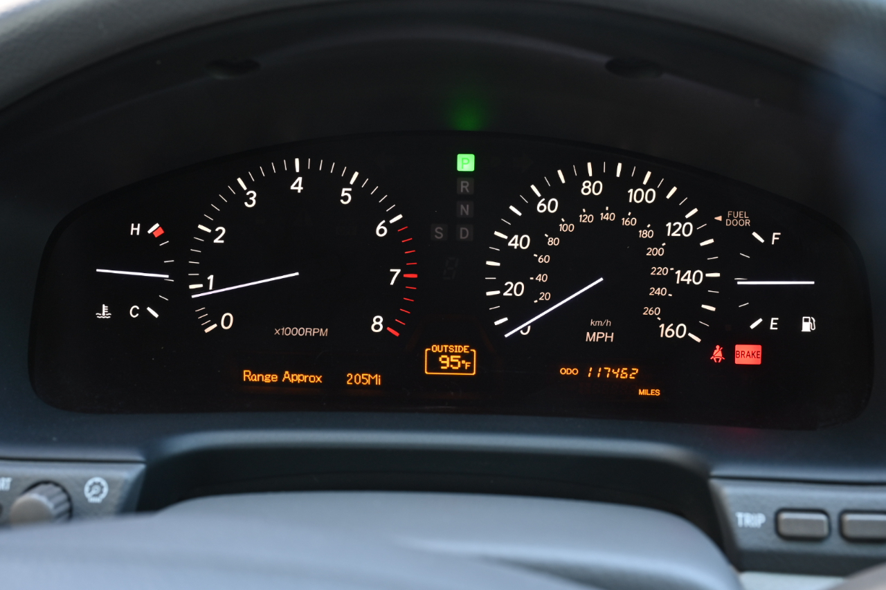 Lexus LS photo 39
