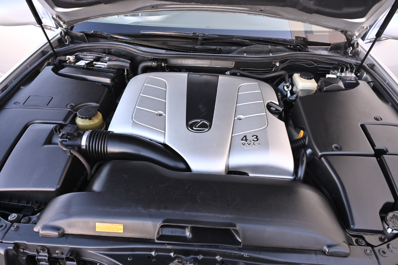 Lexus LS photo 41