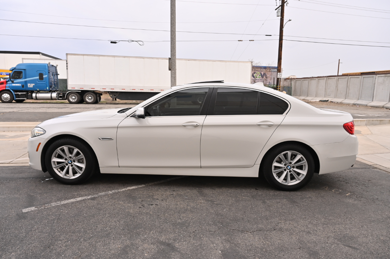 BMW 528i photo 3