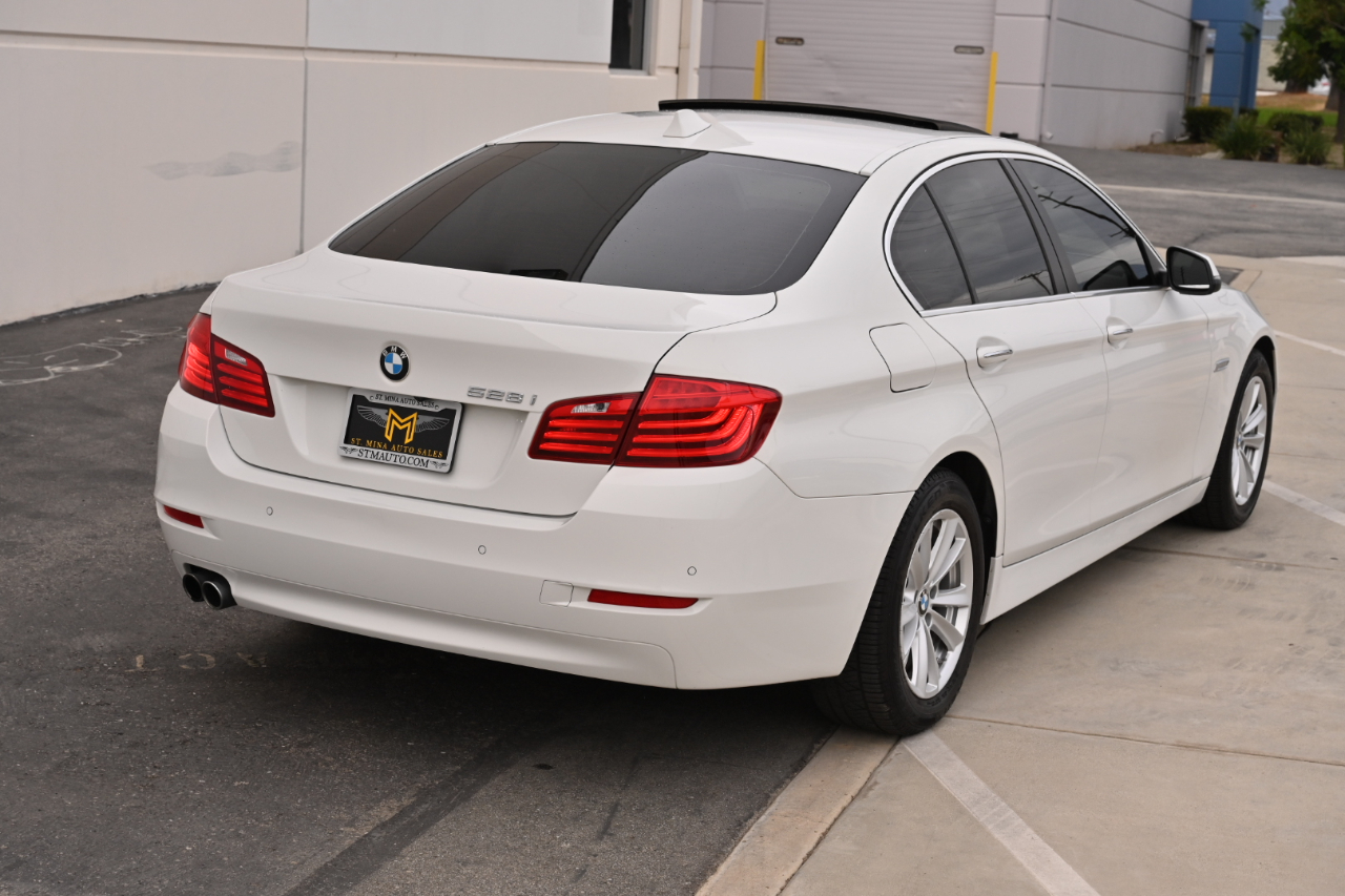 BMW 528i photo 6