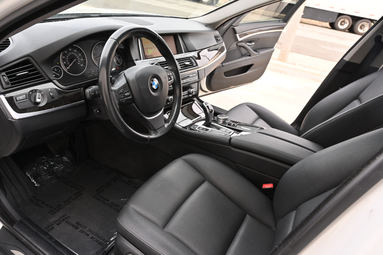 BMW 528i photo 10