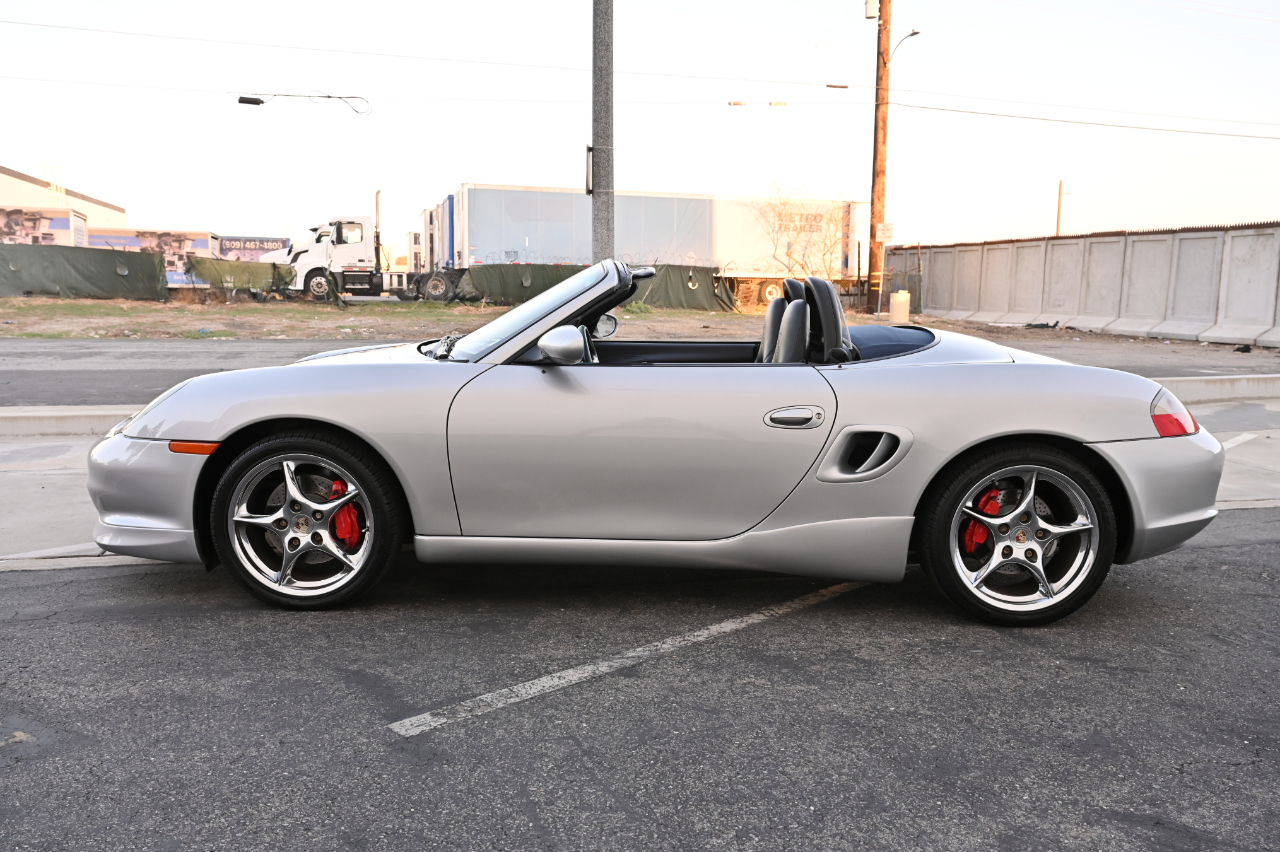 Porsche Boxster photo 4