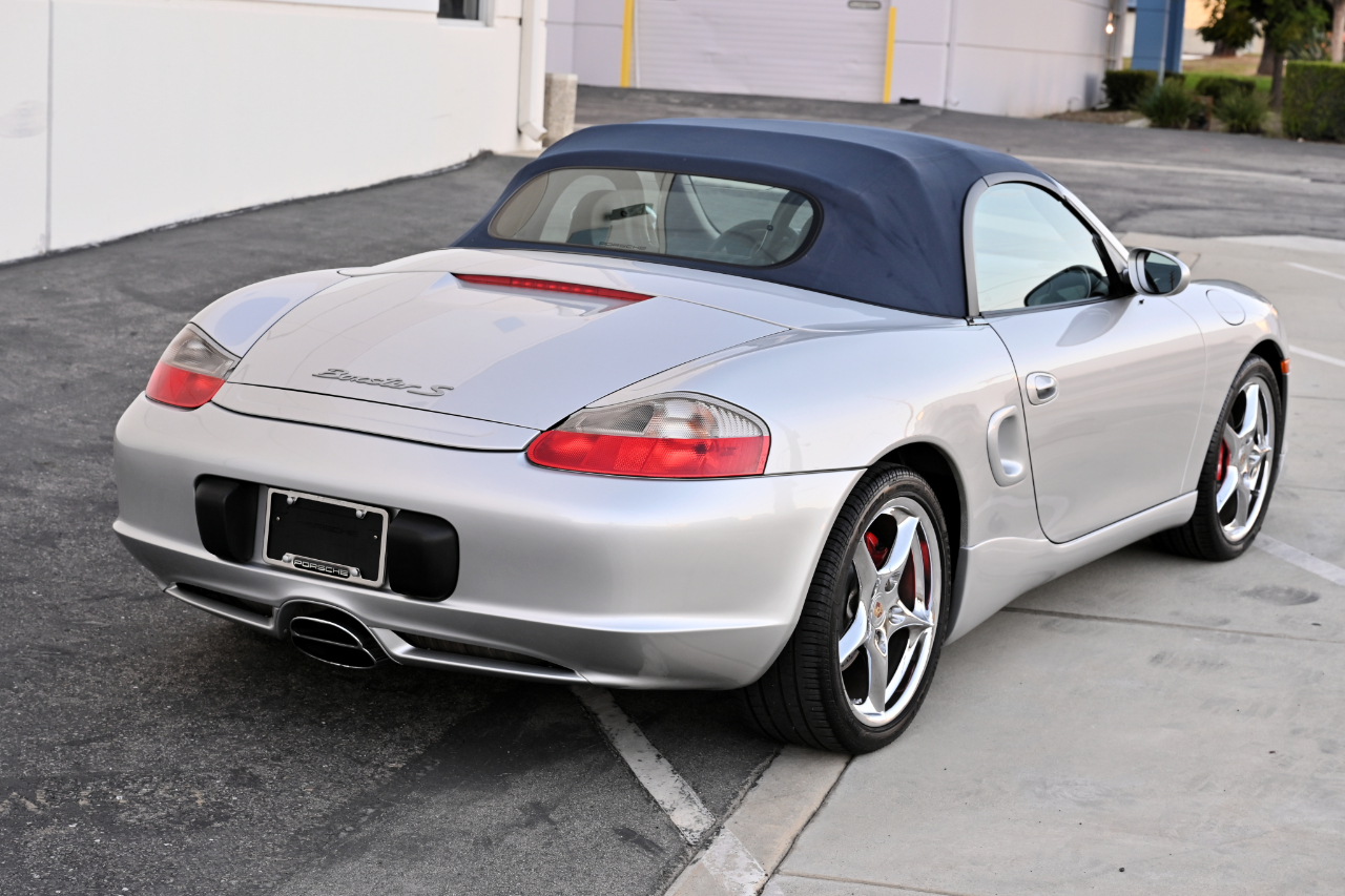 Porsche Boxster photo 7