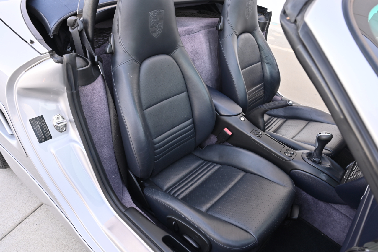 Porsche Boxster photo 17