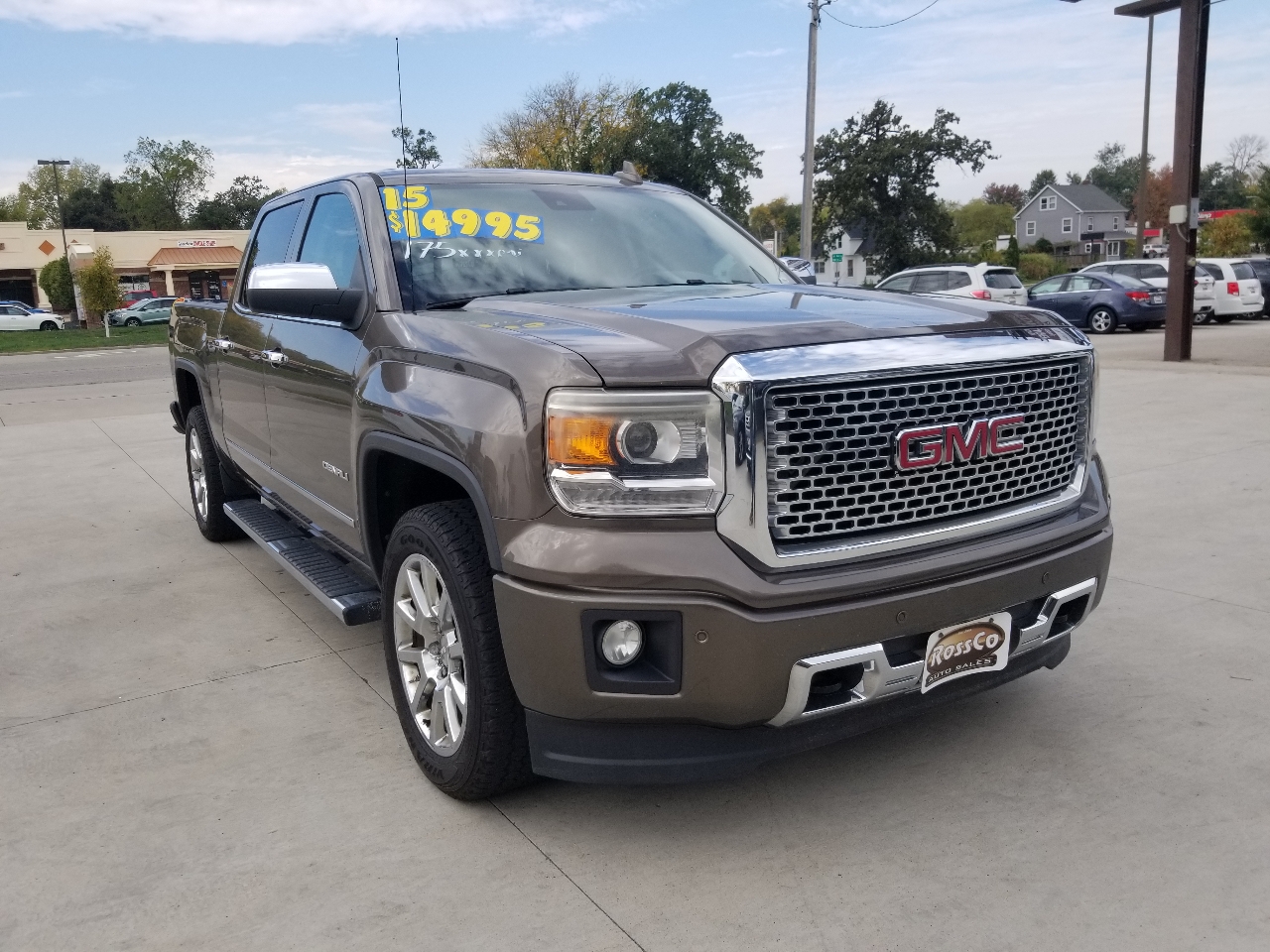 GMC Sierra 1500 Denali Crew Cab Short Box 4WD 2015 GMC Sierra 1500 Denali Crew Cab Short Box 4WD 2015