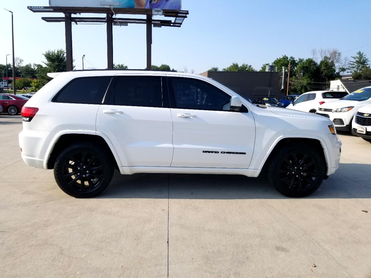 2017 Jeep Grand Cherokee Laredo photo 7