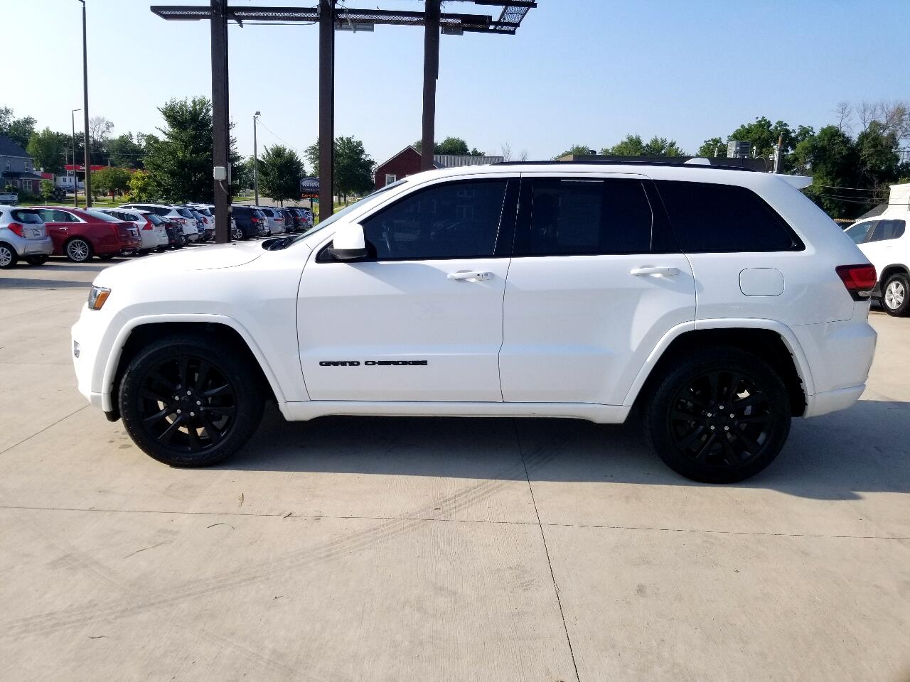 2017 Jeep Grand Cherokee Laredo photo 8