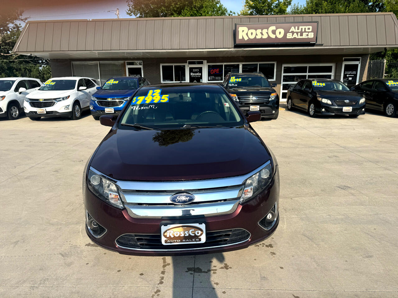 2012 Ford Fusion SEL photo 2