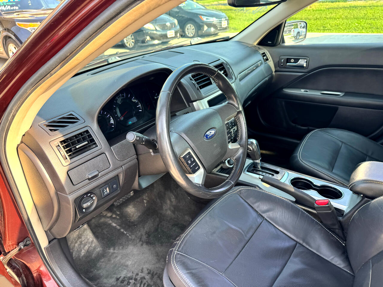 2012 Ford Fusion SEL photo 15