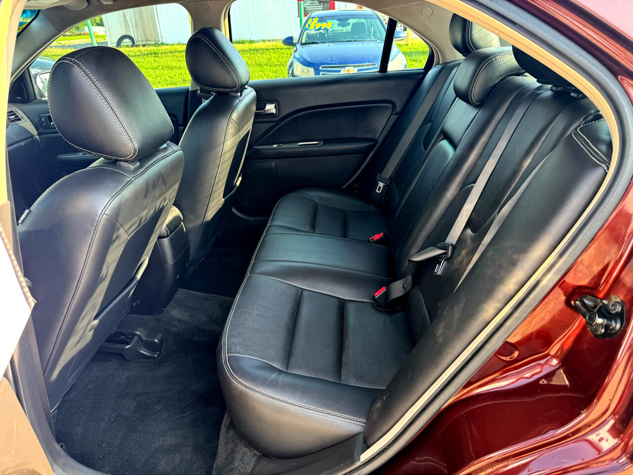 2012 Ford Fusion SEL photo 18
