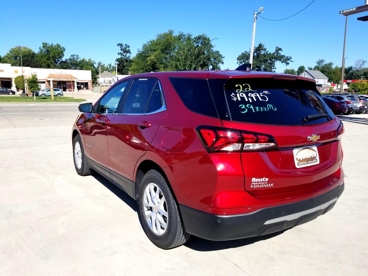 2022 Chevrolet Equinox LT photo 4