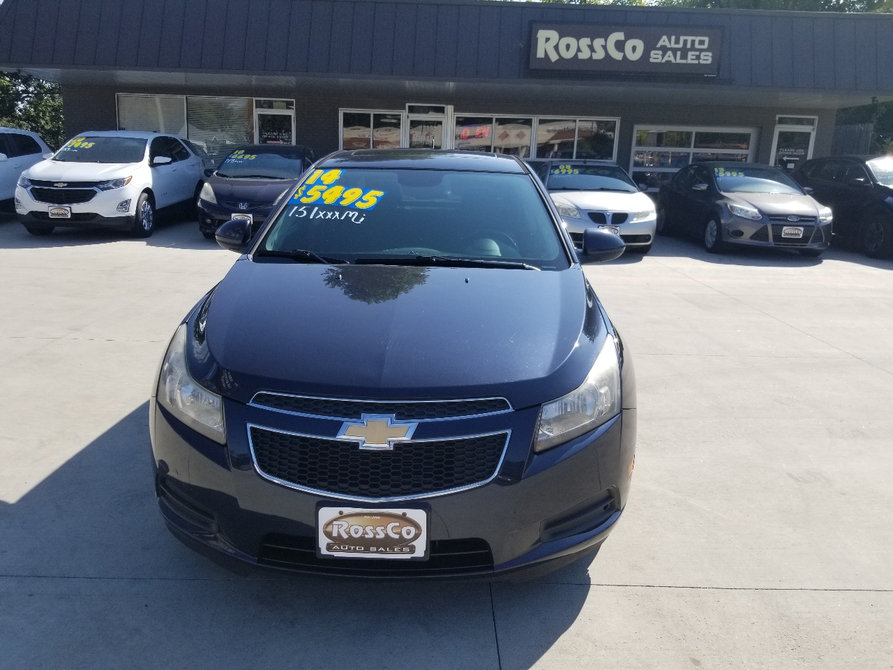 2014 Chevrolet Cruze photo 2