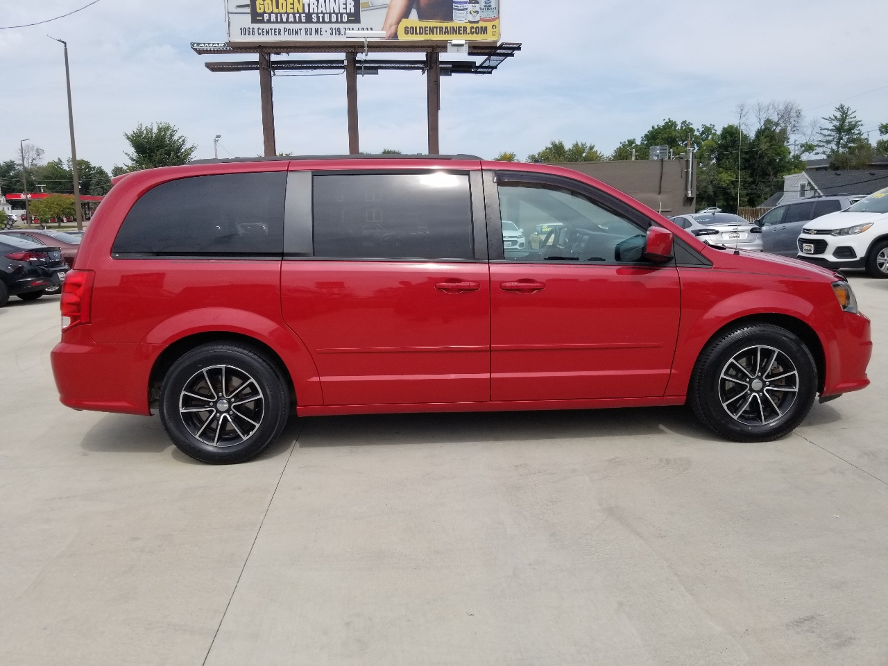 2016 Dodge Grand Caravan R/T photo 6