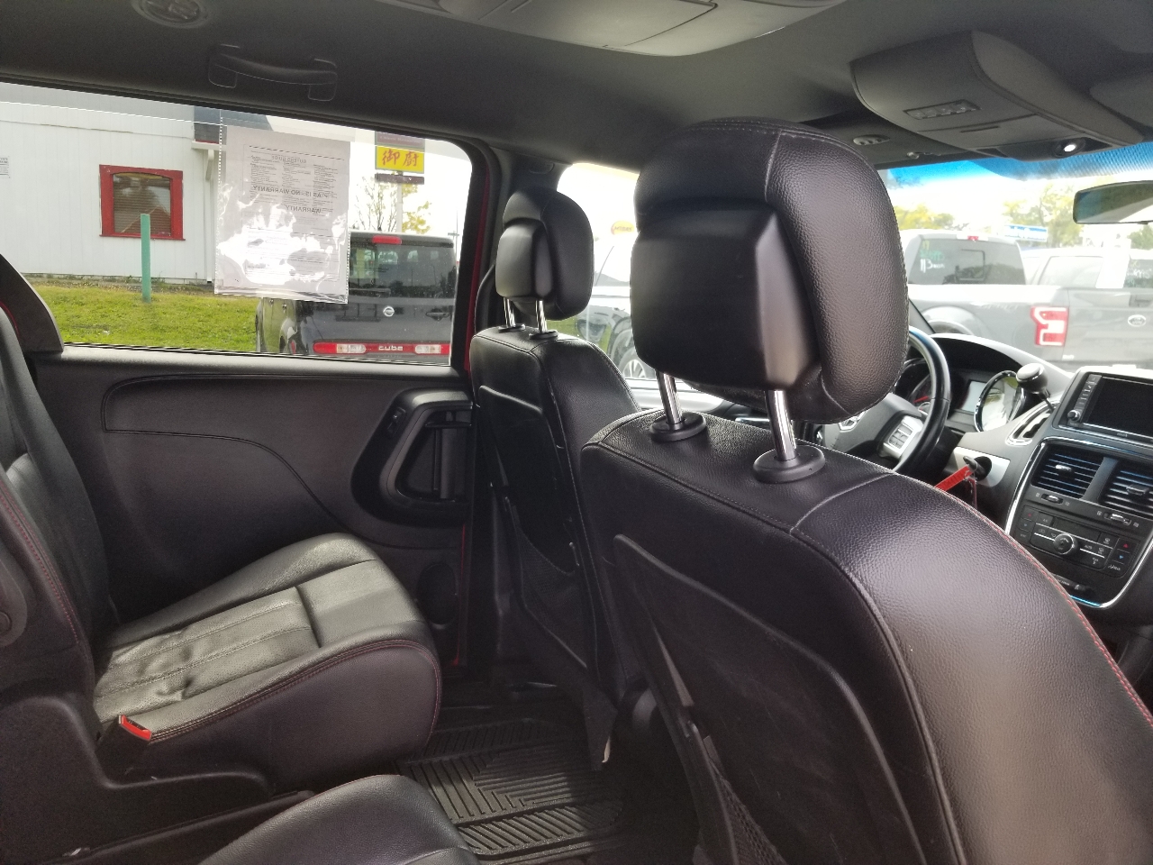 2016 Dodge Grand Caravan R/T photo 25
