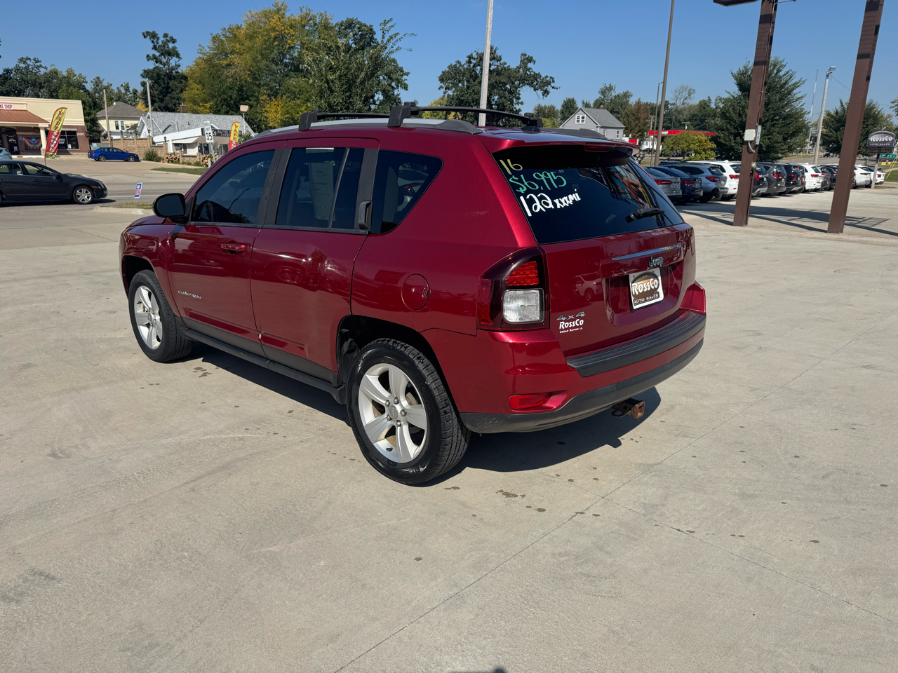 2016 Jeep Compass Sport photo 4