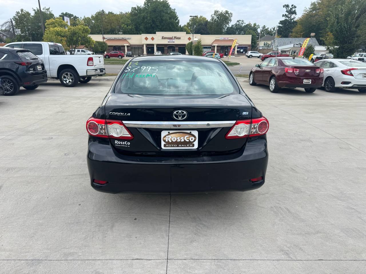 2013 Toyota Corolla LE photo 5