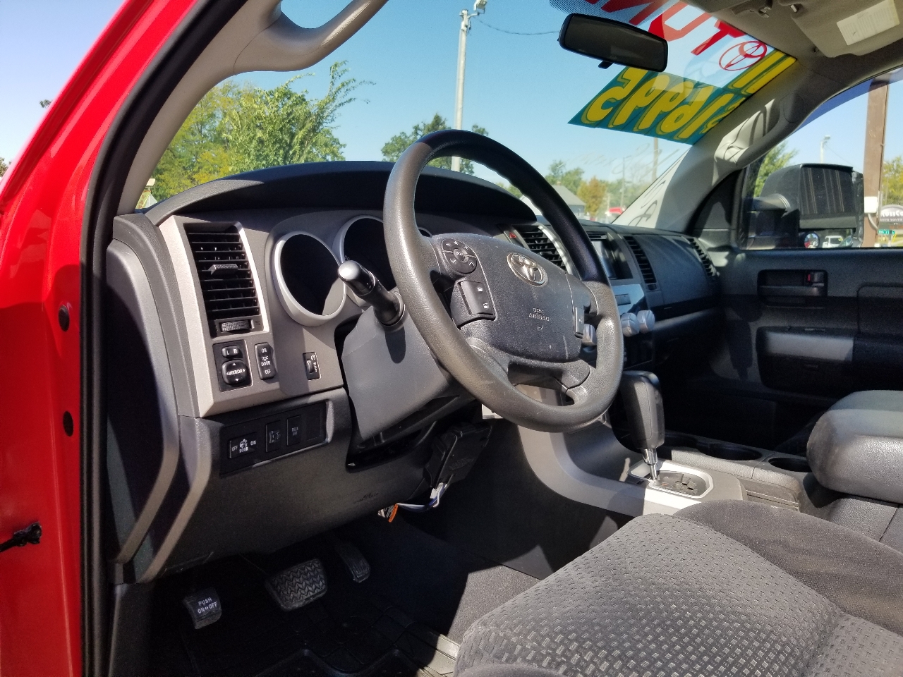 2011 Toyota Tundra SR5 photo 14