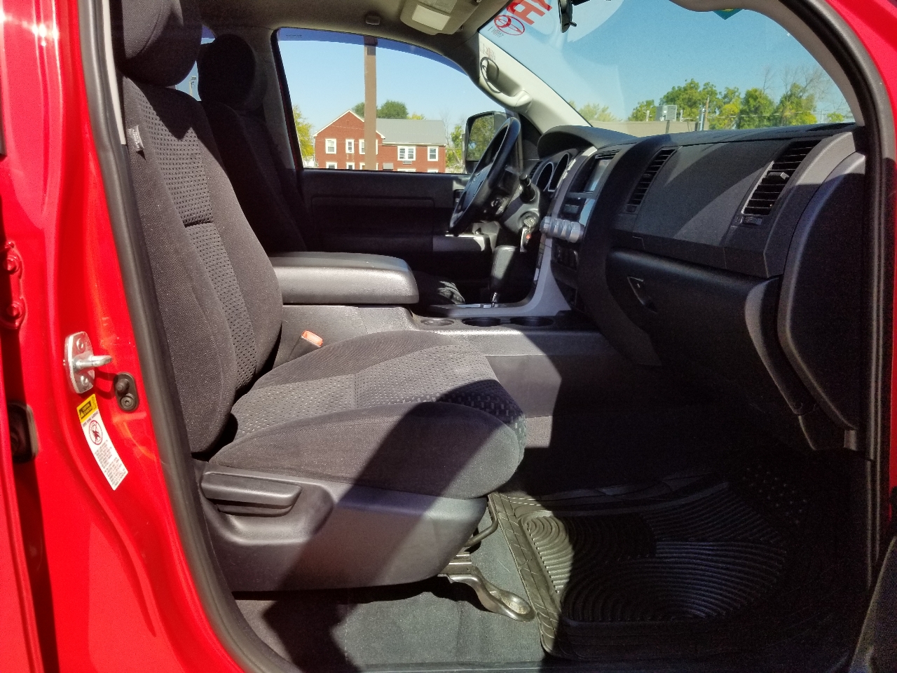 2011 Toyota Tundra SR5 photo 23