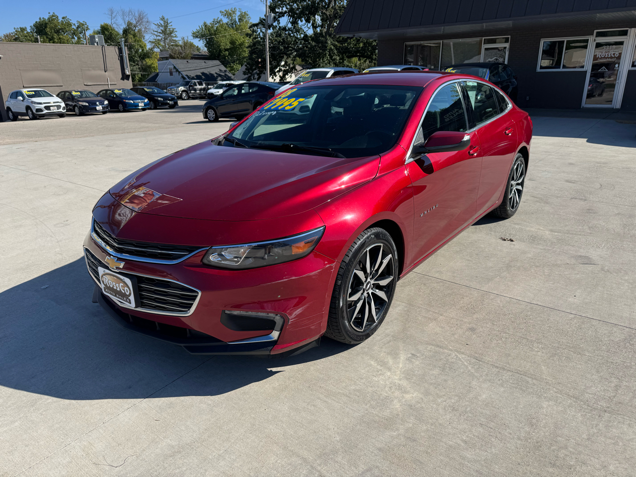 2018 Chevrolet Malibu 1LT photo 2
