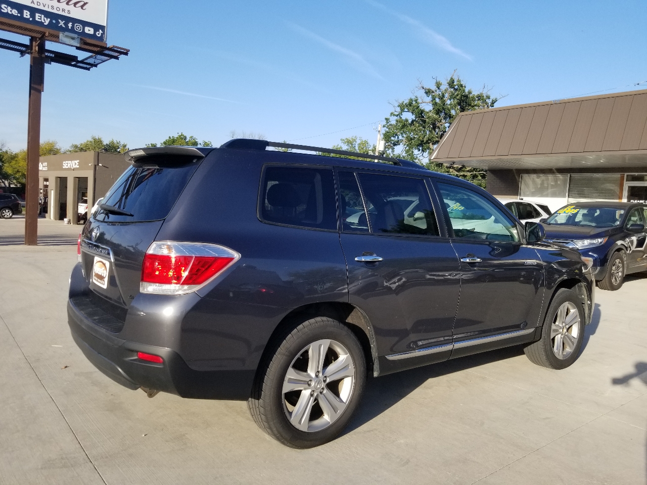 2013 Toyota Highlander Limited photo 6