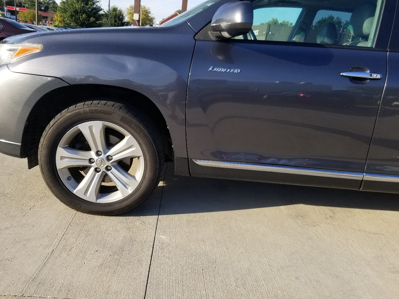 2013 Toyota Highlander Limited photo 9