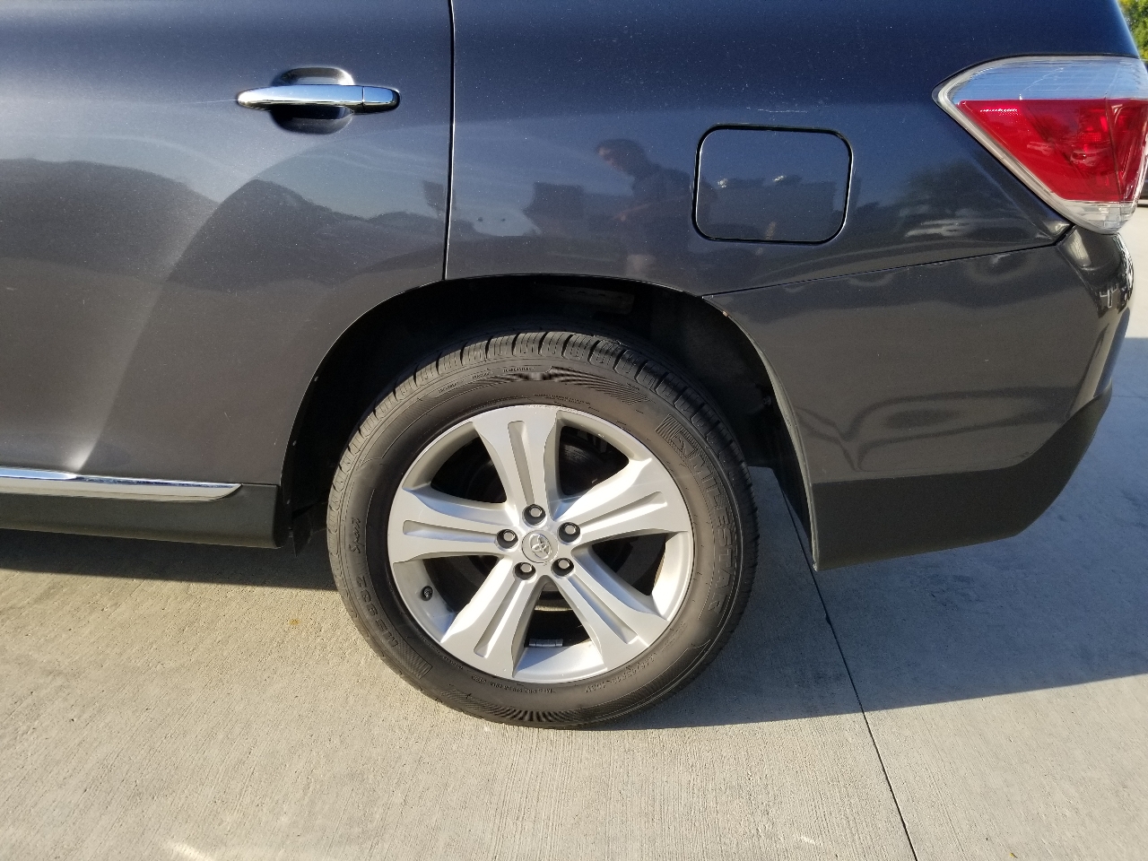 2013 Toyota Highlander Limited photo 10