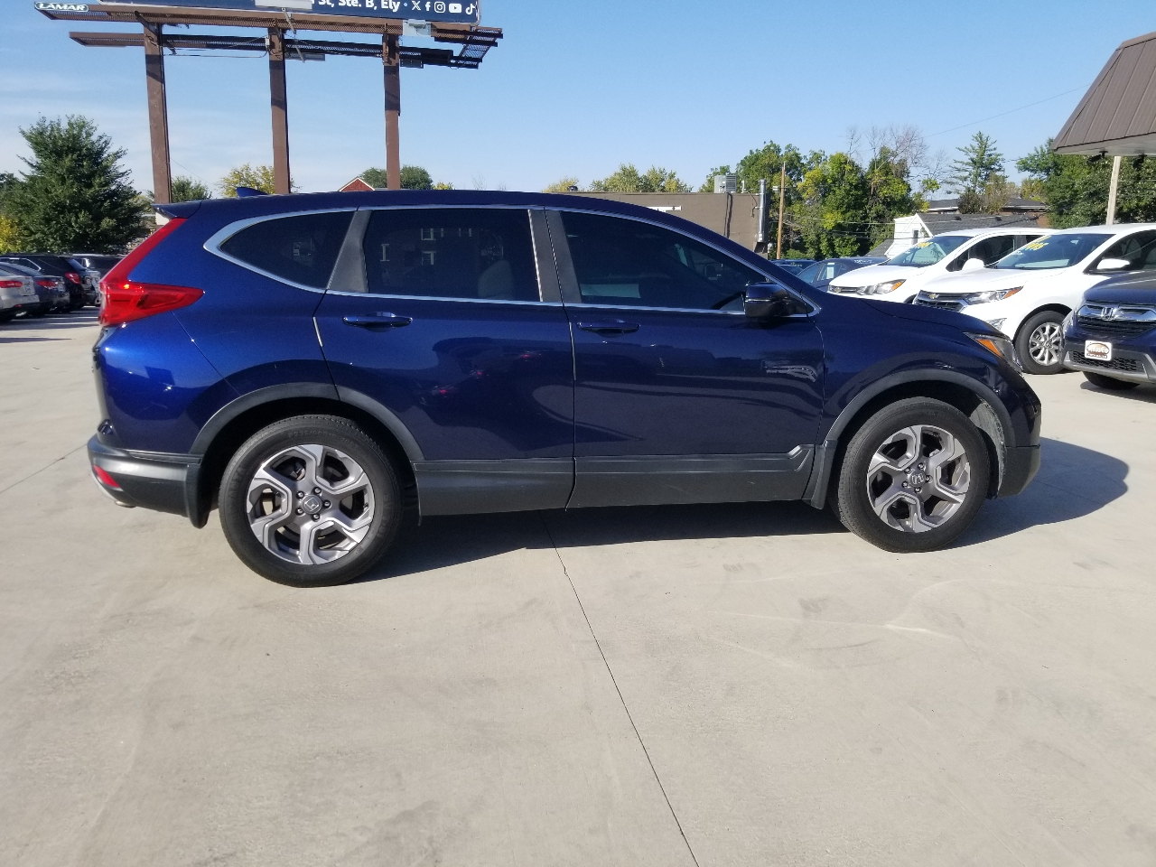 2017 Honda CR-V EX photo 6