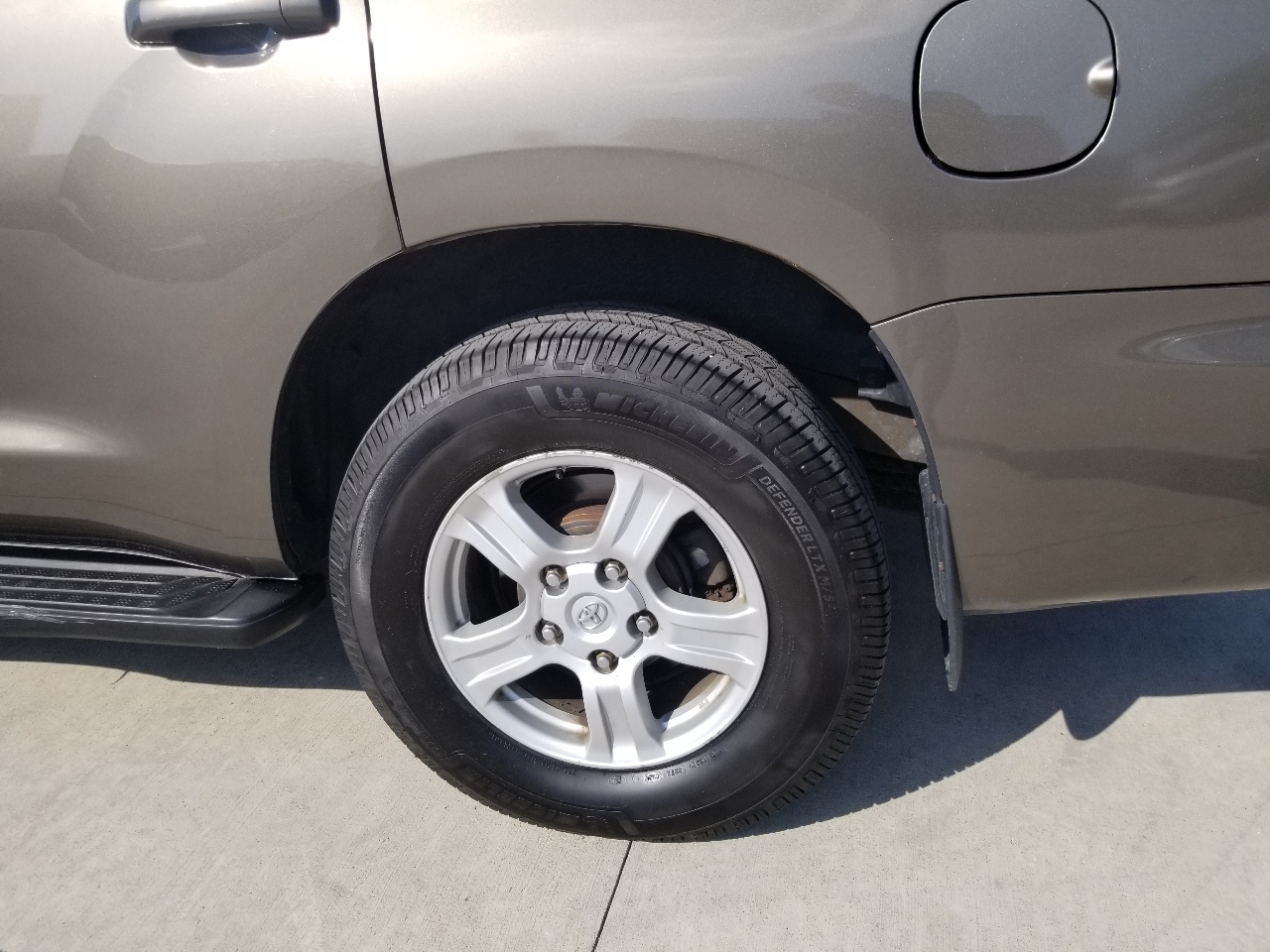 2011 Toyota Sequoia SR5 photo 10