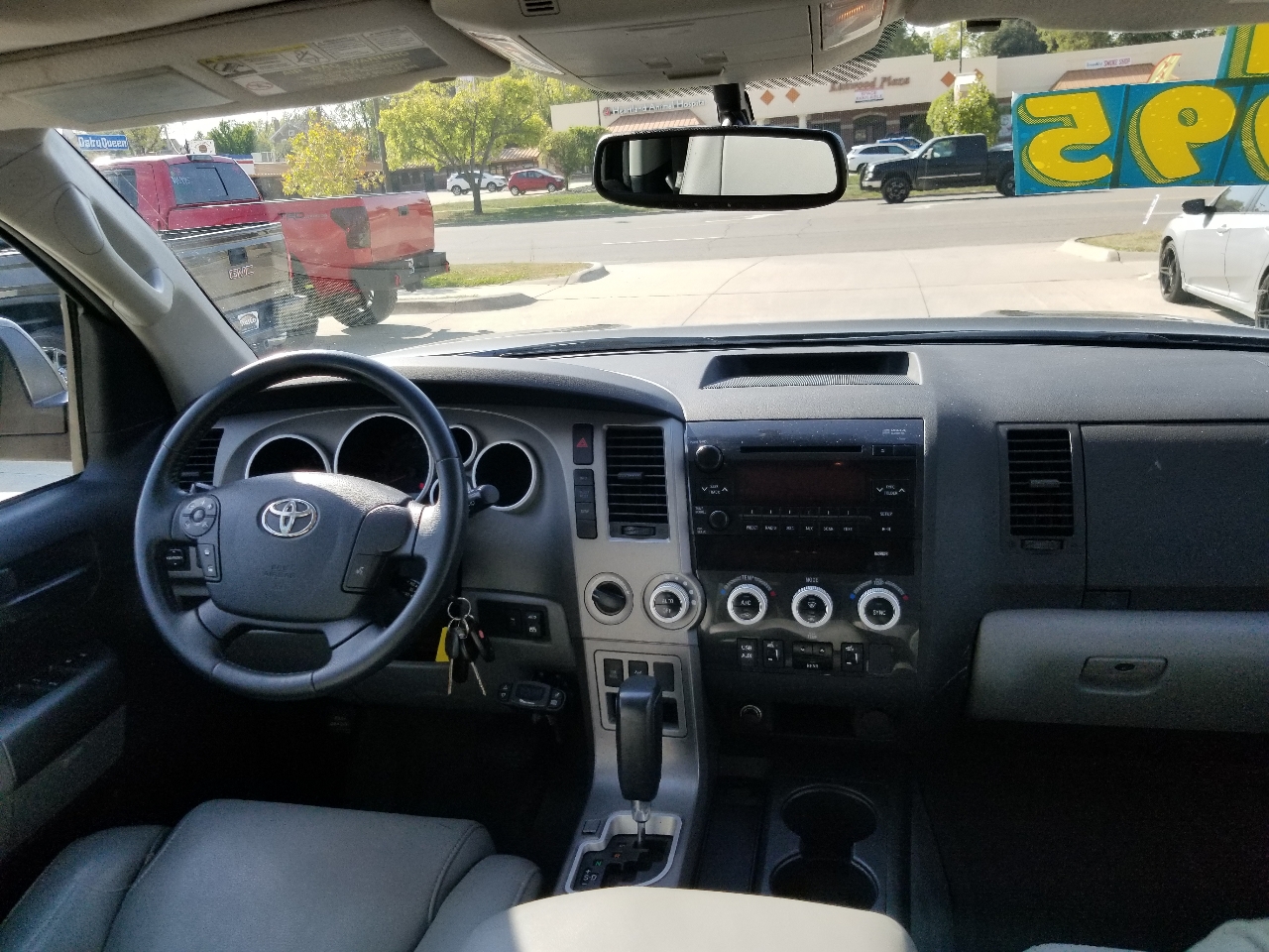 2011 Toyota Sequoia SR5 photo 26