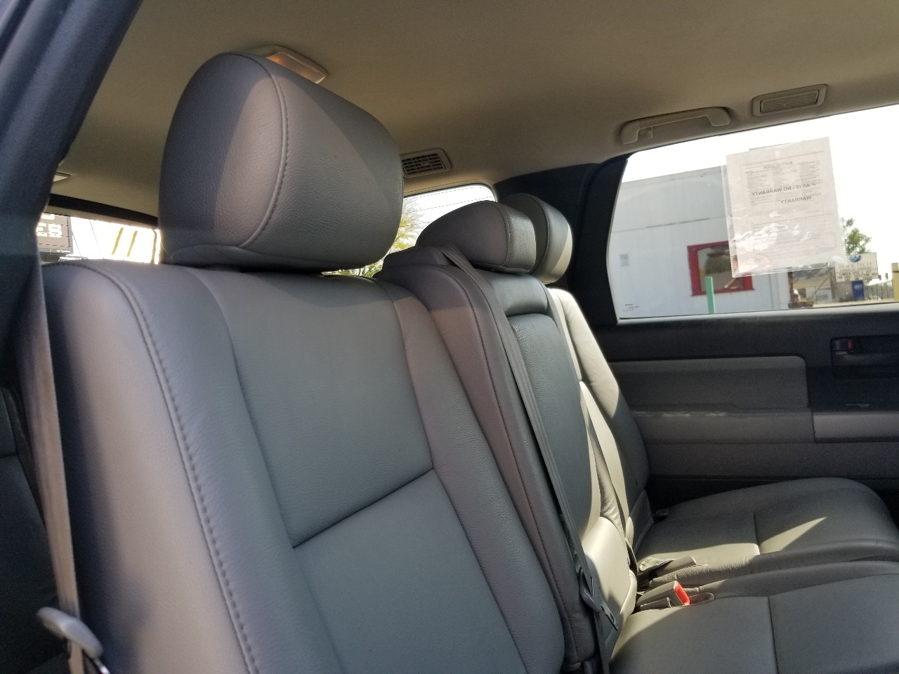 2011 Toyota Sequoia SR5 photo 29