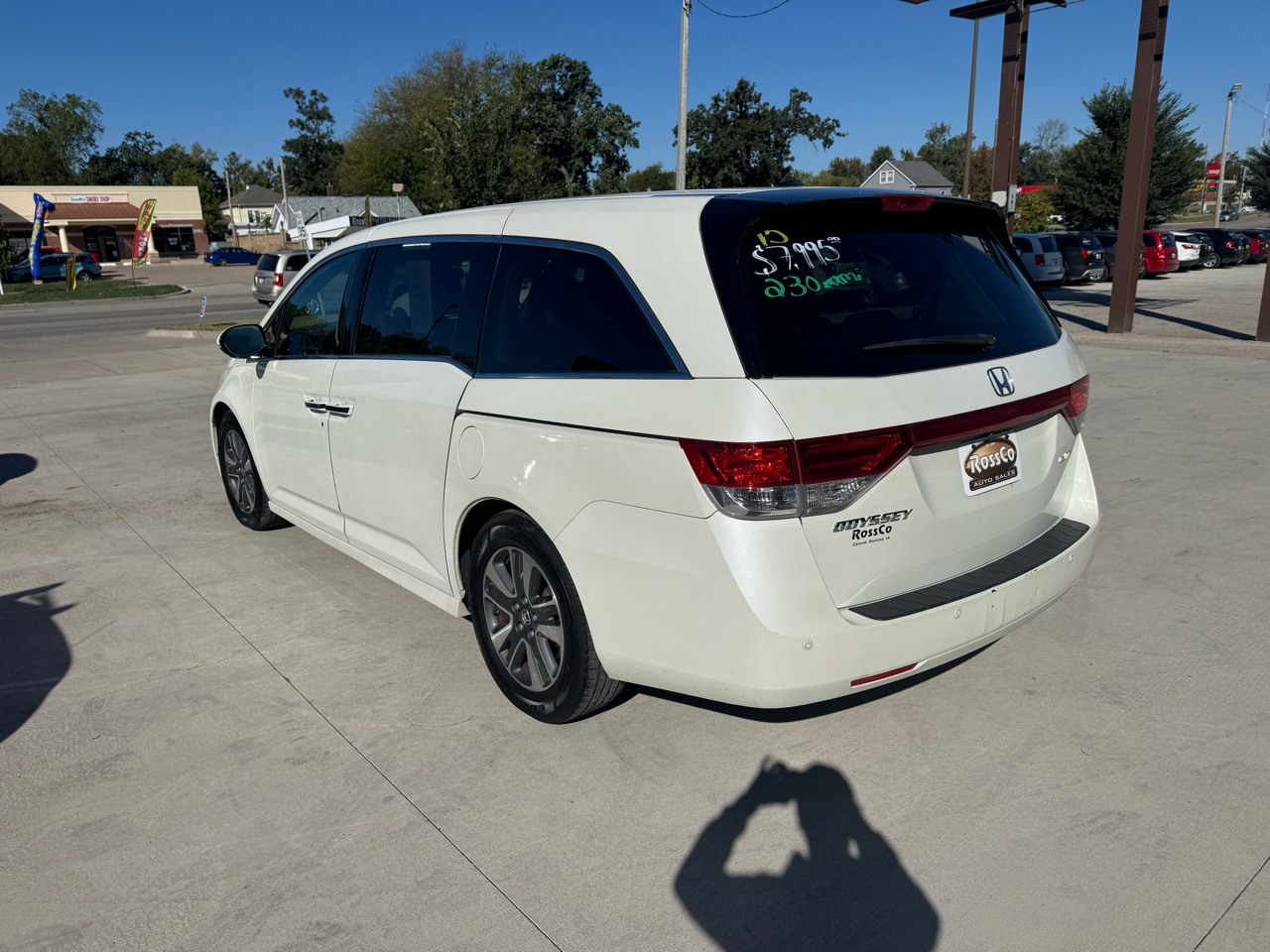 2015 Honda Odyssey Touring Elite photo 3
