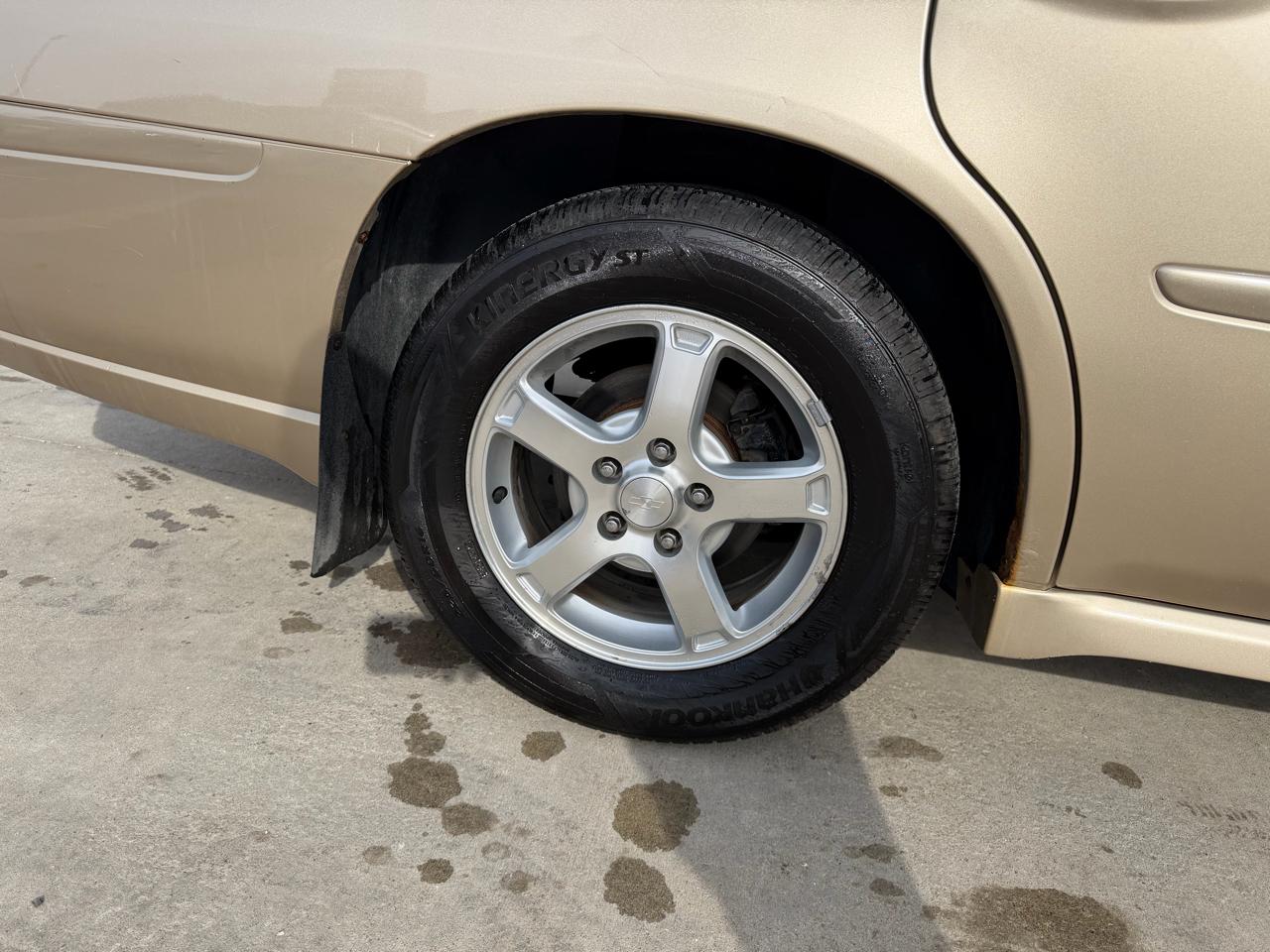 Chevrolet Impala 4dr Sdn LS 2004