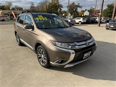 2016 Mitsubishi Outlander 