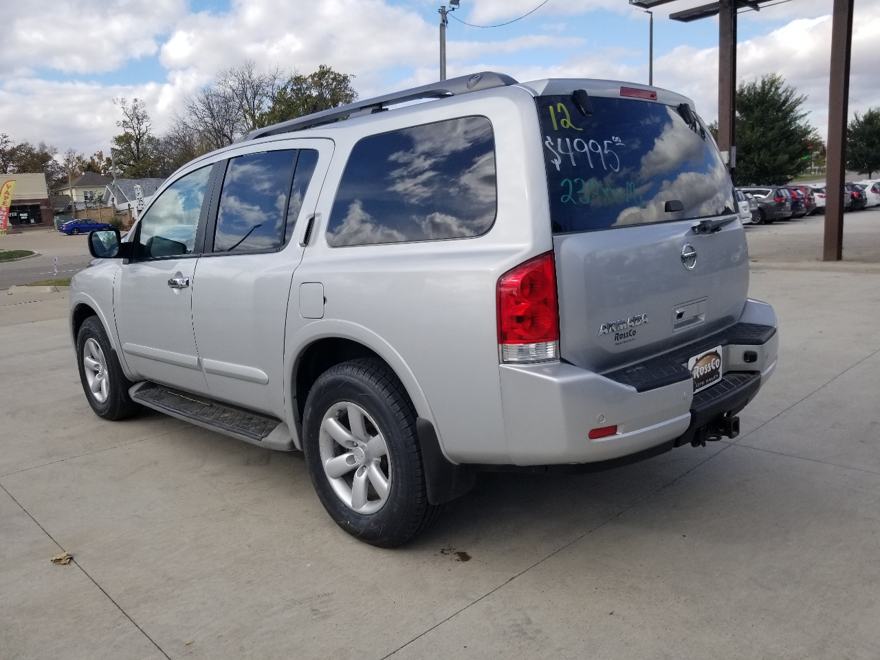 Nissan Armada SL 4WD 2012 Nissan Armada SL 4WD 2012