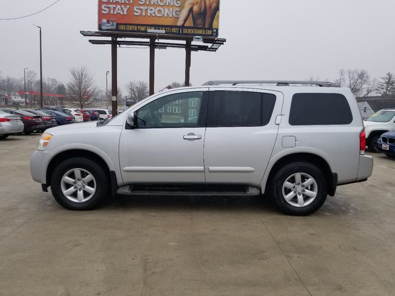 Nissan Armada 4WD 4dr SV 2012