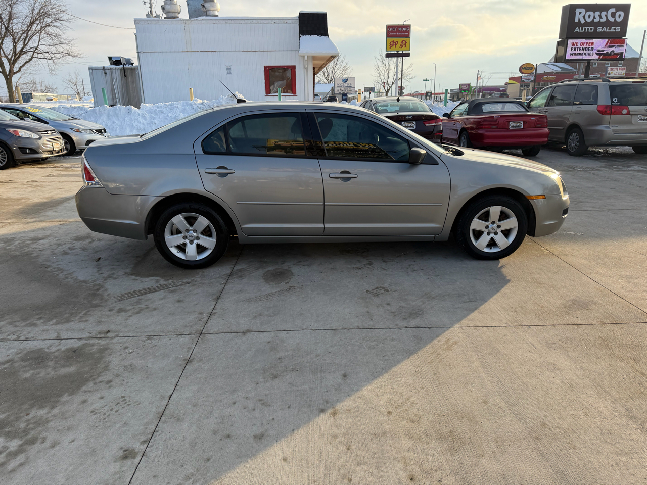 Ford Fusion I4 S 2009