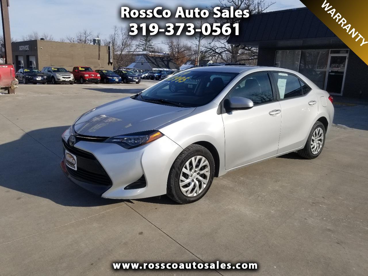 2019 Toyota Corolla LE's photo