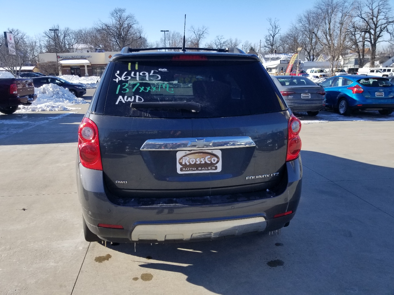 2011 Chevrolet Equinox LTZ photo 4
