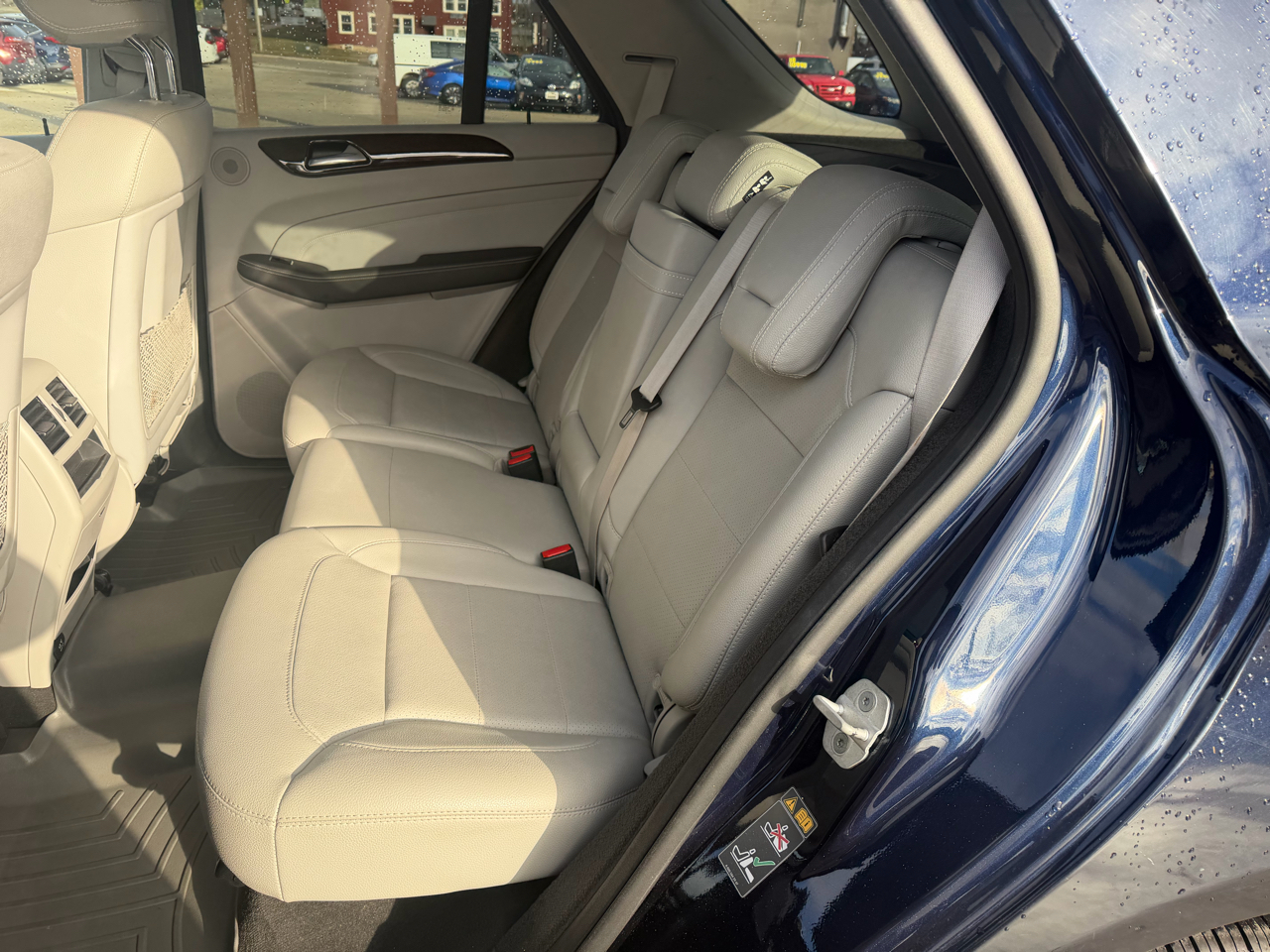 Mercedes-Benz M-Class 4MATIC 4dr ML 350 2014