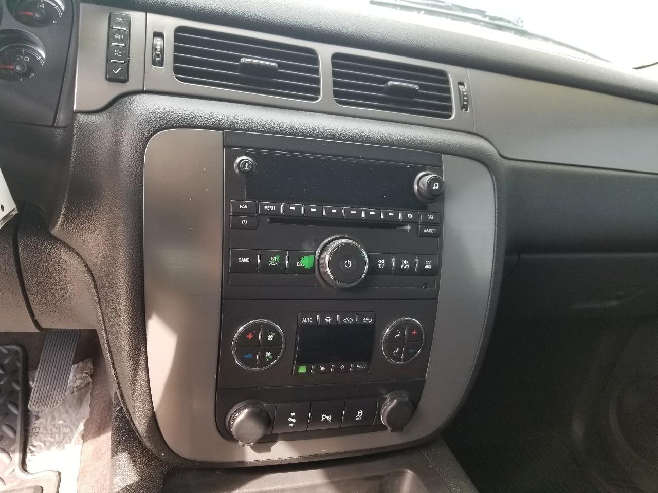 Chevrolet Silverado 2500HD 4WD Ext Cab 144.2" LTZ 2012