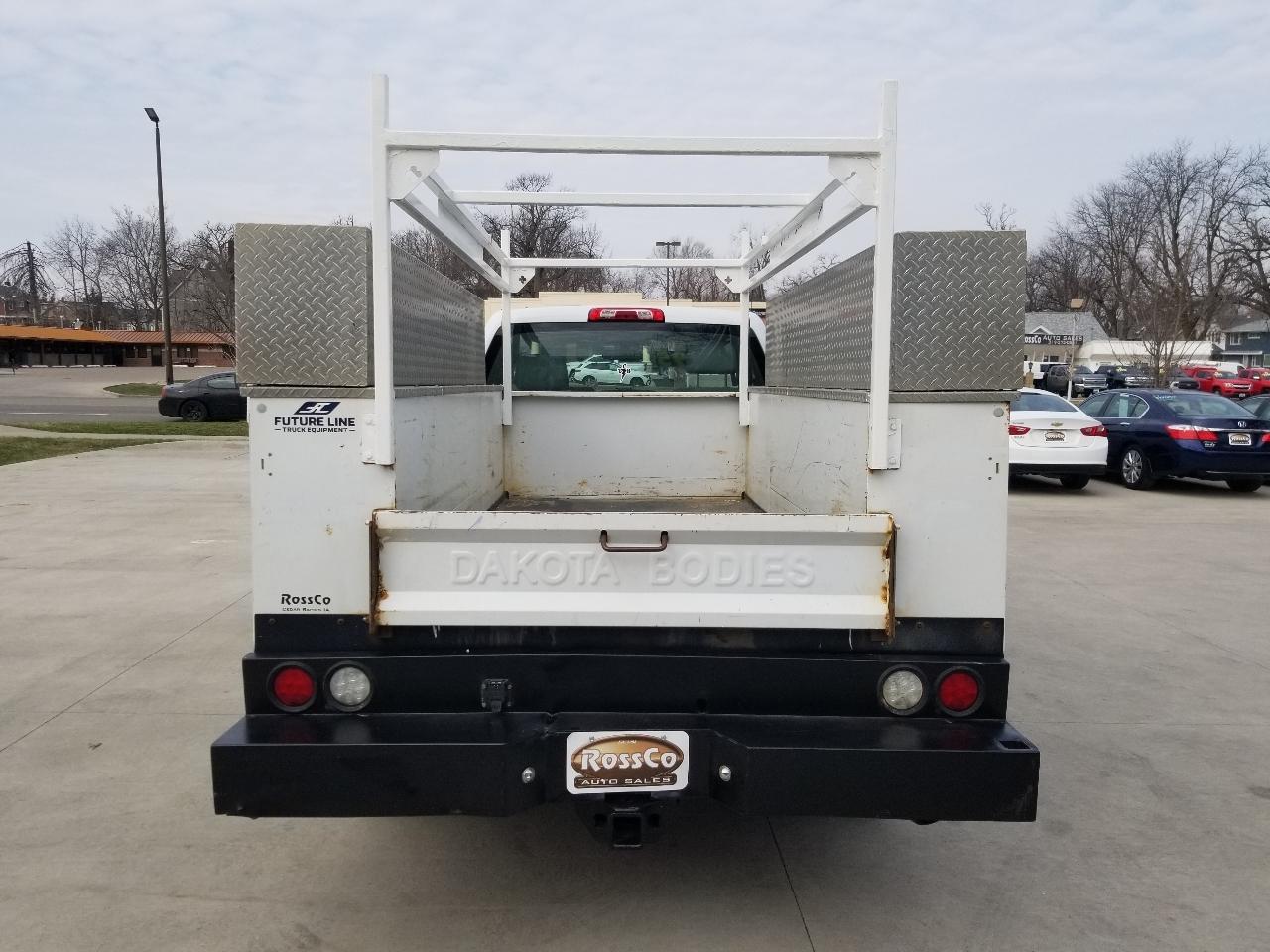 Chevrolet Silverado 2500HD 4WD Reg Cab 133.6" Work Truck 2016