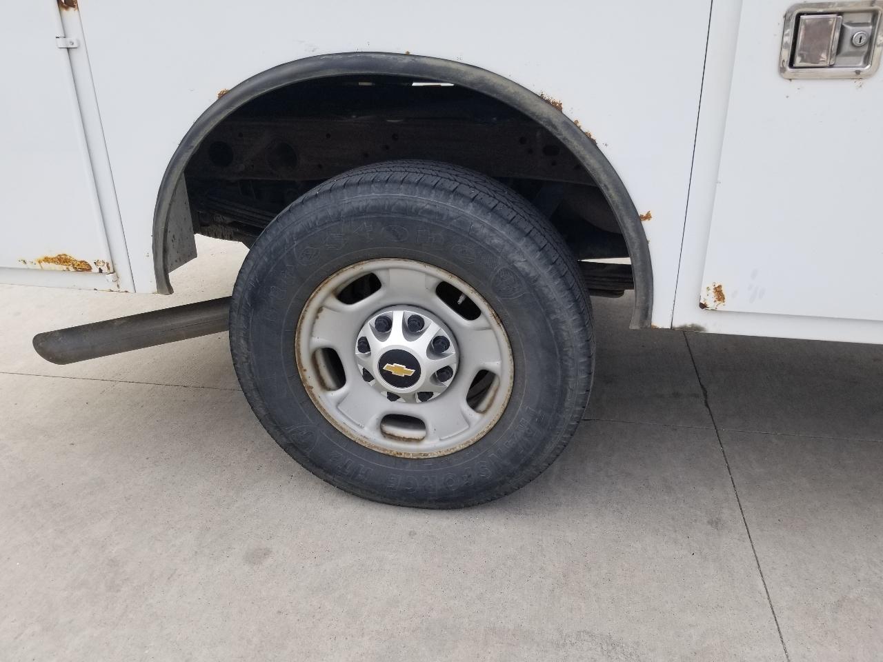 Chevrolet Silverado 2500HD 4WD Reg Cab 133.6" Work Truck 2016