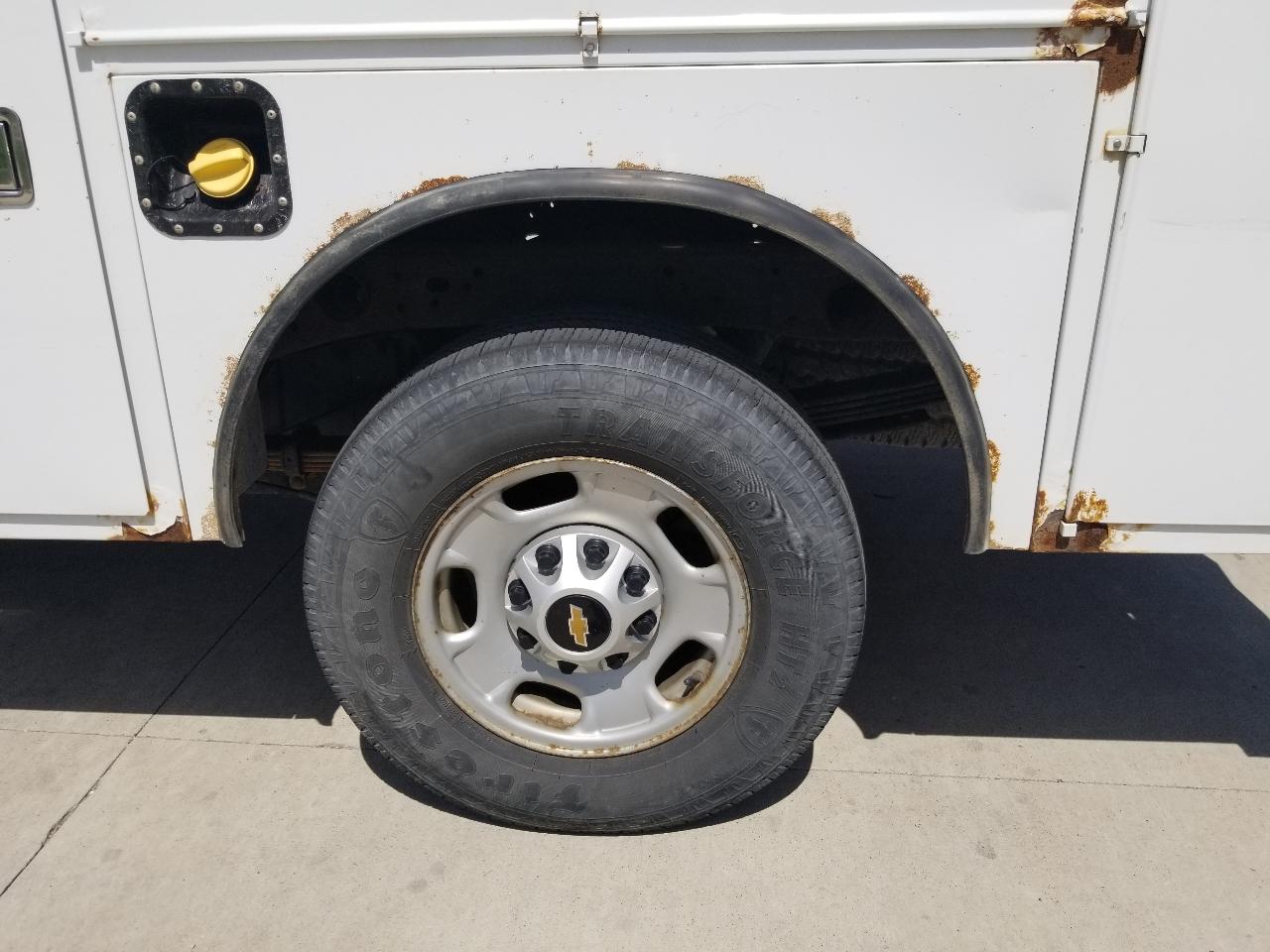 Chevrolet Silverado 2500HD 4WD Reg Cab 133.6" Work Truck 2016