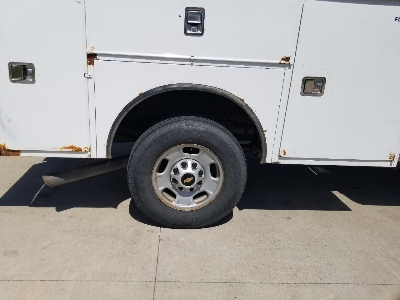 Chevrolet Silverado 2500HD 4WD Reg Cab 133.6" Work Truck 2016