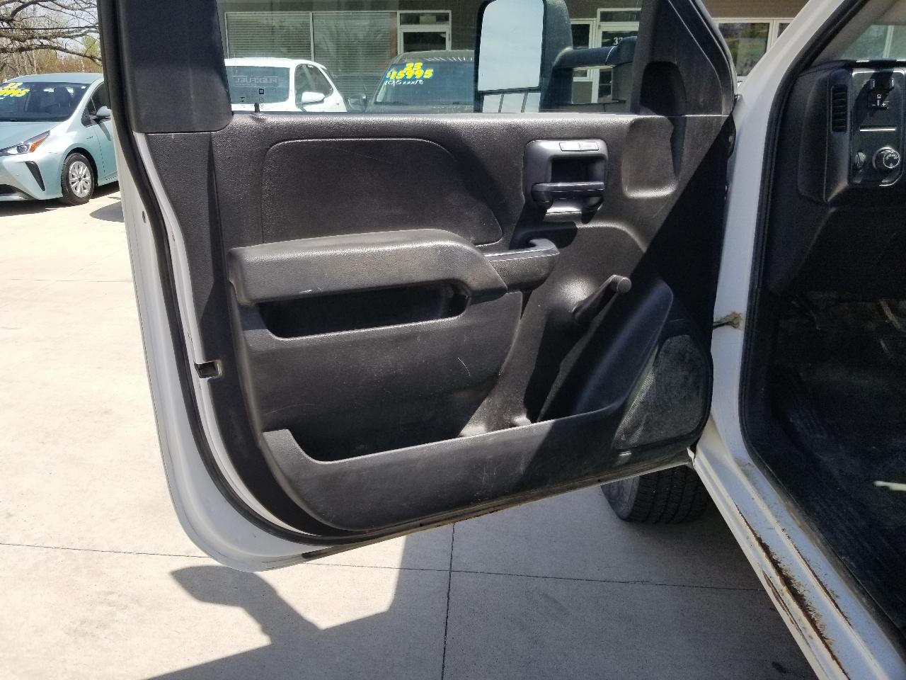 Chevrolet Silverado 2500HD 4WD Reg Cab 133.6" Work Truck 2016