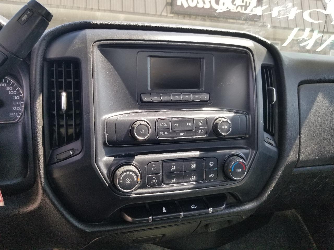 Chevrolet Silverado 2500HD 4WD Reg Cab 133.6" Work Truck 2016