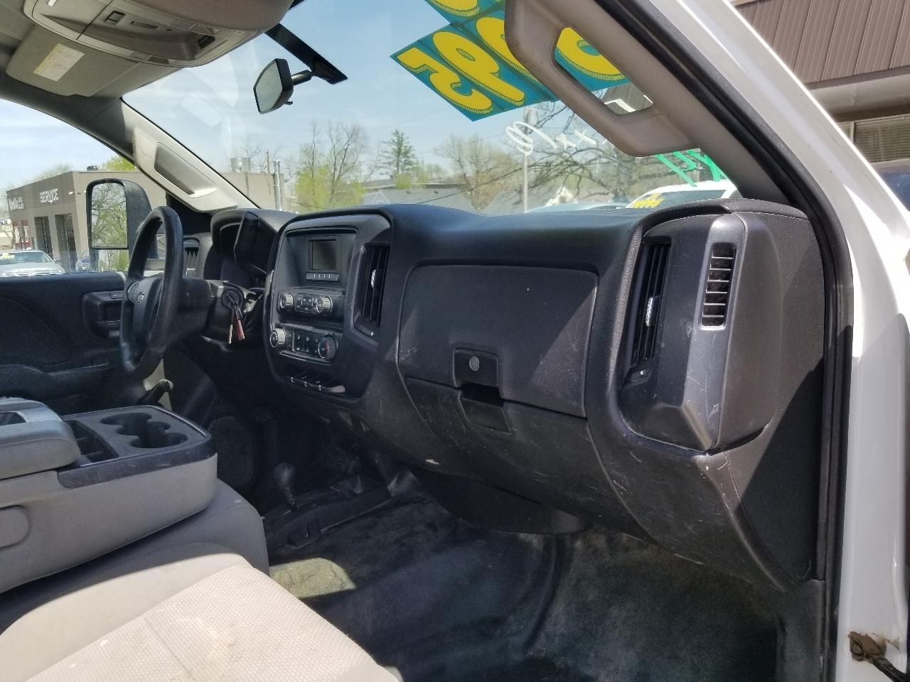 Chevrolet Silverado 2500HD 4WD Reg Cab 133.6" Work Truck 2016